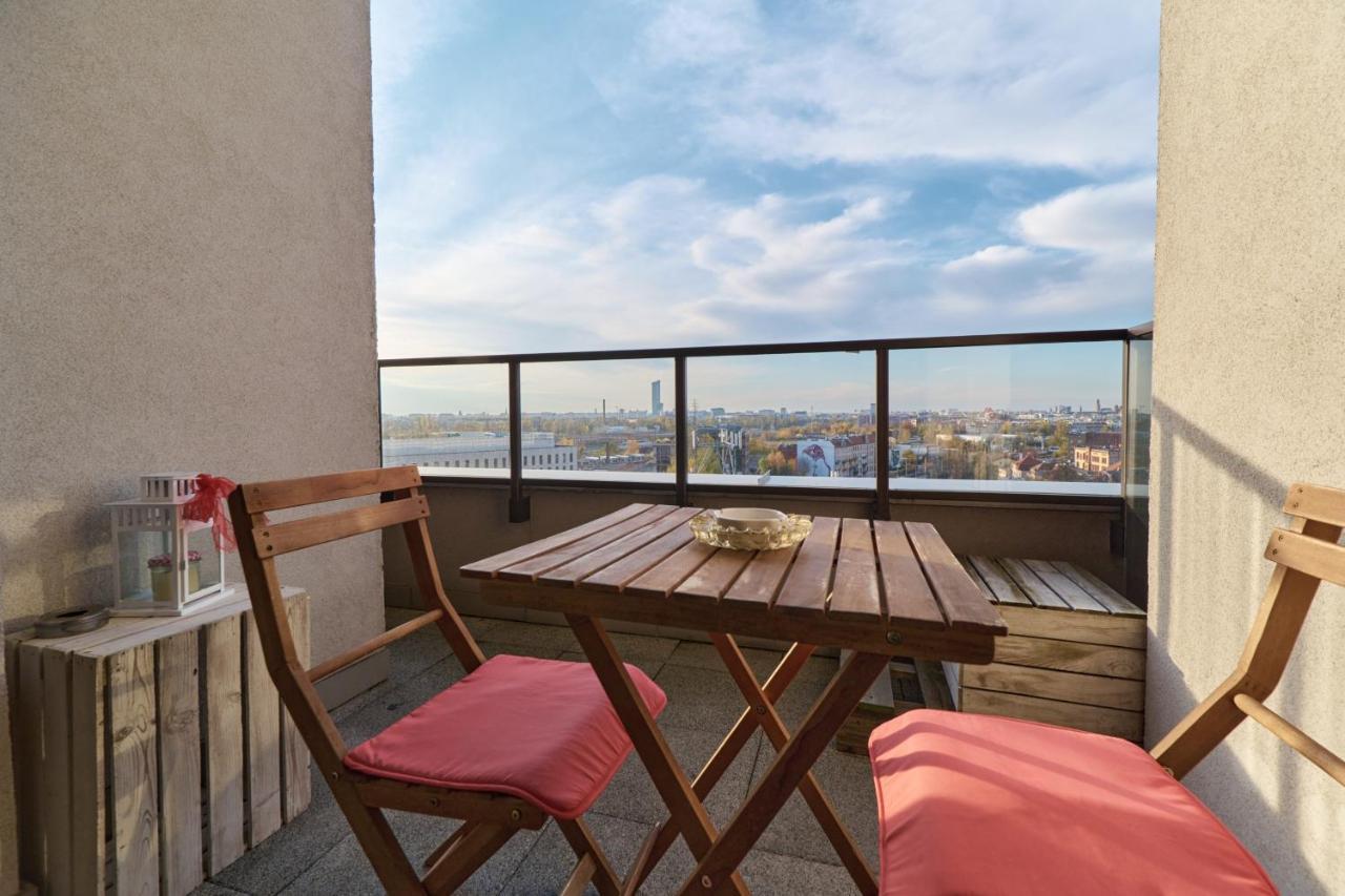 Apartment Wroclaw Krakowska With Balcony And Free Garage By Noclegi Renters Ngoại thất bức ảnh