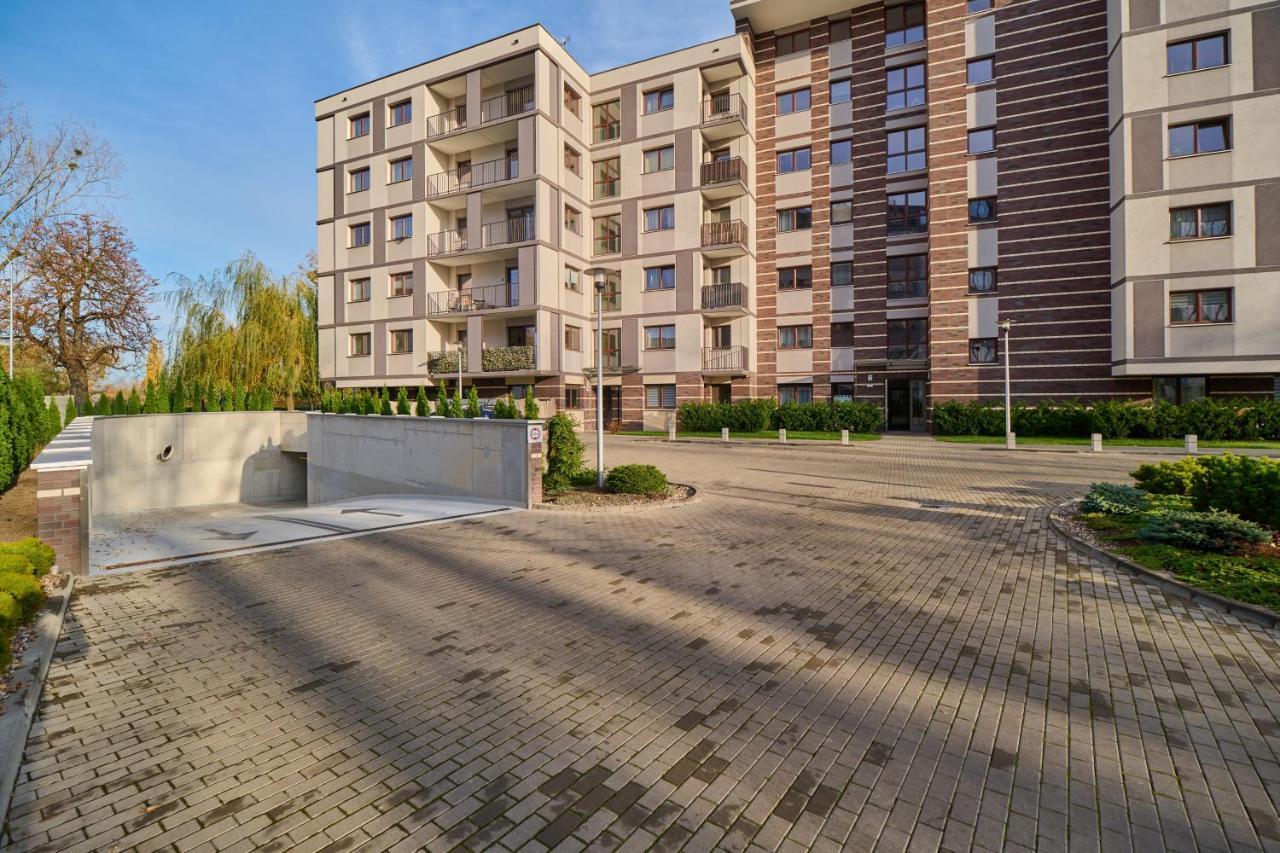 Apartment Wroclaw Krakowska With Balcony And Free Garage By Noclegi Renters Ngoại thất bức ảnh